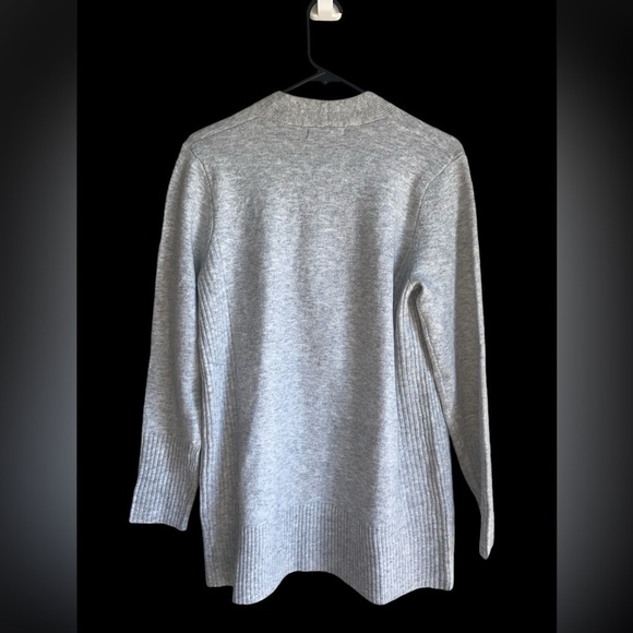 Love Ellie NWOT Long Line Open Front Cardigan w Pockets Women Size M Soft Gray - Picture 2 of 4